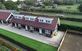 De Cromvoirtse Bed And Breakfast